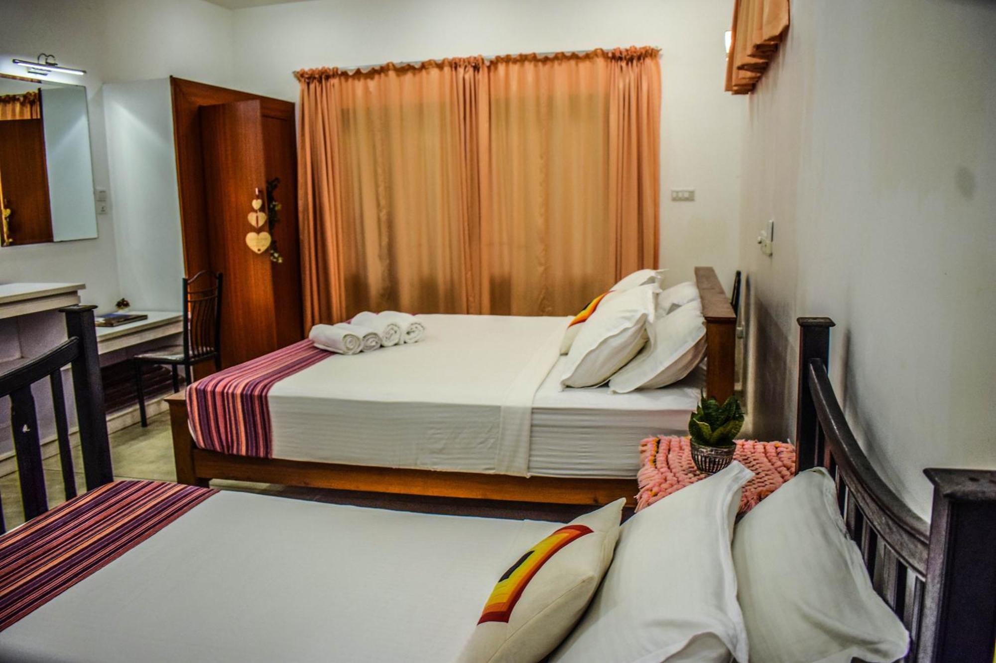 Lawrence Villa Weligama Buitenkant foto